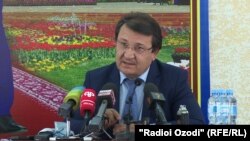 Тәжікстан денсаулық сақтау министрі Джамолиддин Абдулзода. 12 ақпан 2021 жыл.